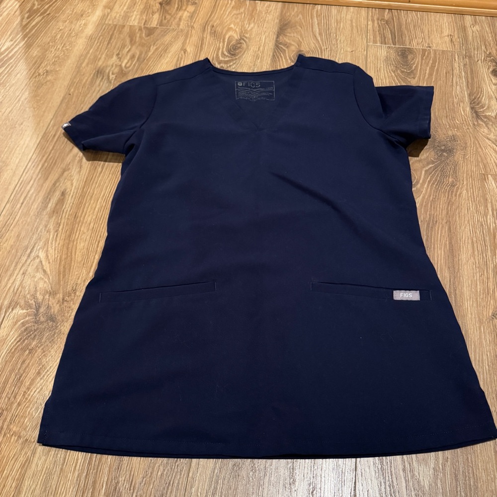 FIGS Casma Three-Pocket Navy Scrub Top